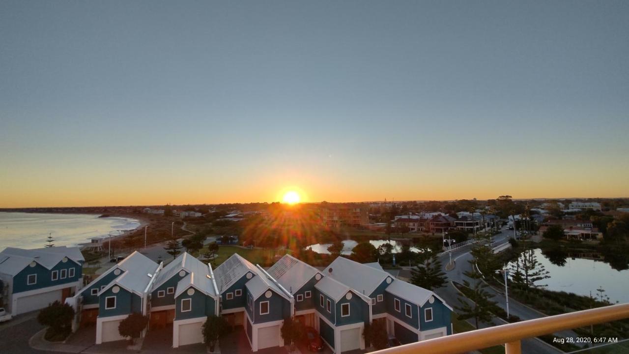 A 406 Fantastic Ocean Beach And Marina View Apt - Mandurah Ngoại thất bức ảnh