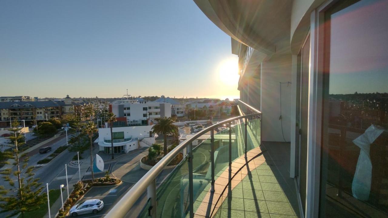 A 406 Fantastic Ocean Beach And Marina View Apt - Mandurah Ngoại thất bức ảnh
